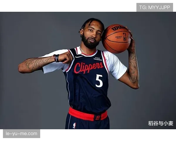 琼斯防守强度领跑联盟,成球队夺冠关键支柱 琼斯防守强度领跑联盟,成球队夺冠关键支柱