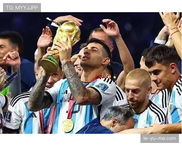 罗梅罗头球制胜，曼联客场逆转取胜