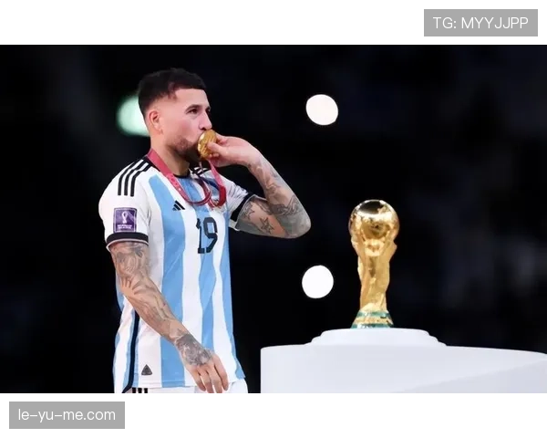 埃米利亚诺·马丁内斯：世界杯封神后状态持续回暖，铸就阿根廷新世代守护神