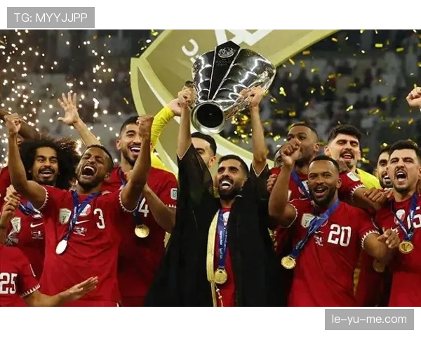 亚洲杯卡塔尔：多国球队迎战新挑战，球迷热情点燃赛场