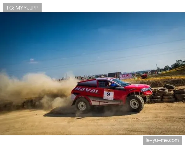 麦肯纳携拖拉机技术革新英超战术，引领赛场新潮流